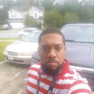 Meet your Posher, Carlos